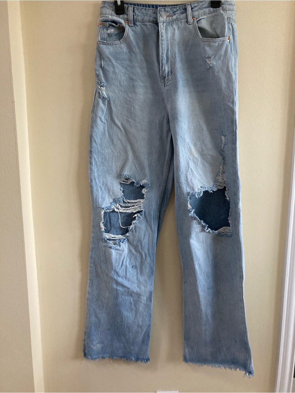 Signature8 Light Blue Distressed Wide-Leg Jeans